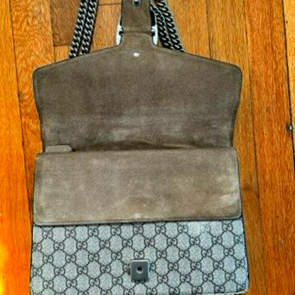 Gucci Dionysus - Picture 3 of 7